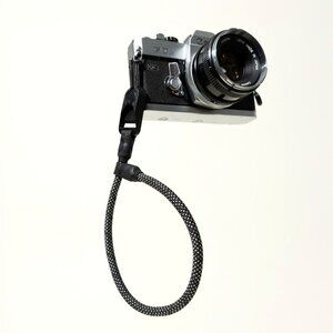 Black/Silver Adjustable Camera Wrist Strap / 7mm Thick w/ Peak Design Anchor